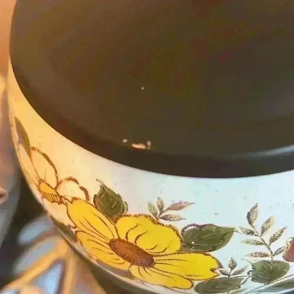 Vintage  Fondue Pot - Picture 4 of 11